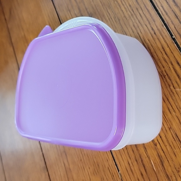 New Tupperware Fridge Half Stackable Container - Picture 2 of 7